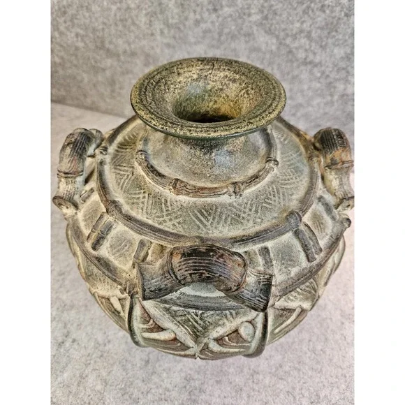 Vintage Chinoiserie Mid 20th‎ Century Ironstone Vase Monstera Leaves Motif